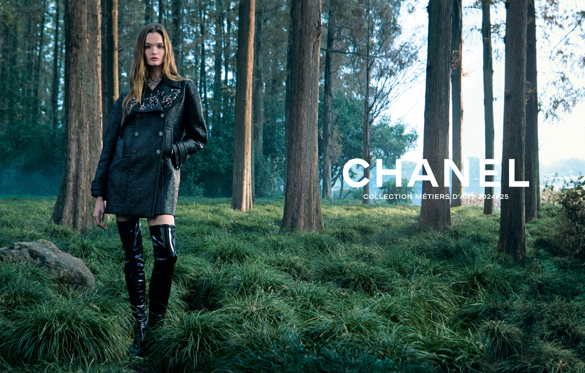シャネル　デニム　スカート　BERGDORF GOODMAN CHANEL Collection | Bergdorf Goodman
